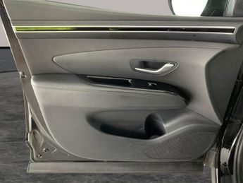 Hyundai Tucson 1.6 h T-GDi SE Connect (230 ps) - LED - REVERSE CAM - NAV