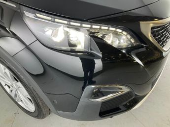 Peugeot 3008 1.5 BlueHDi GT Line EAT (130 ps) - CARPLAY - UPGRADED SOUND - LE