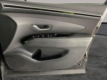 Hyundai Tucson 1.6 h T-GDi SE Connect (230 ps) - LED - REVERSE CAM - NAV