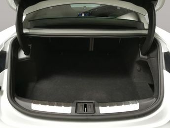 Porsche Taycan Performance Plus 93.4kWh Turbo S 4WD (11kW Charger) (761 ps) - P