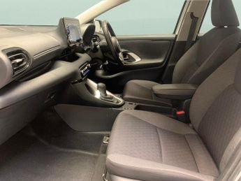 Toyota Yaris 1.5 VVT-h Icon E-CVT (116 ps) - BLUETOOTH - AIR CON - KEYLESS ST