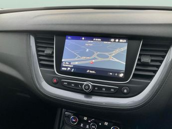 Vauxhall Grandland X 1.2 Turbo GPF Sport Nav (130 ps) - PARK SENSORS - CLIMATE CONTRO