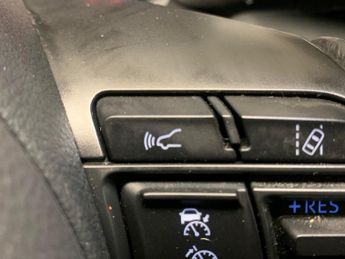 Toyota Yaris 1.5 VVT-h Icon E-CVT (116 ps) - BLUETOOTH - AIR CON - KEYLESS ST