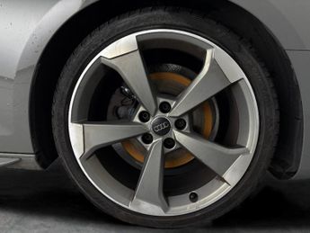 Audi A4 2.0 TFSI 35 Black Edition S Tronic (150 ps) - MMI NAV PLUS - CAR