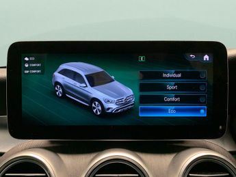 Mercedes-Benz GLC 2.0 GLC220d AMG Line G-Tronic+ 4MATIC (194 ps) - NAV - BLUETOOTH