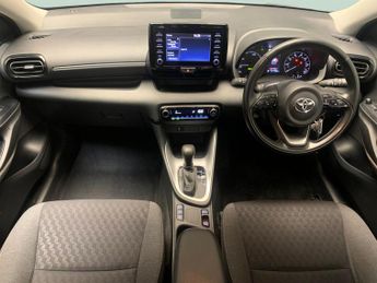 Toyota Yaris 1.5 VVT-h Icon E-CVT (116 ps) - BLUETOOTH - AIR CON - KEYLESS ST