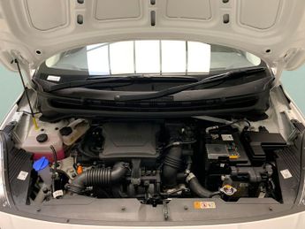 Hyundai i10 1.2 SE Connect (84 ps) - BLUETOOTH - CRUISE - CLIMATE CONTROL