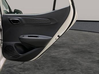 Hyundai i10 1.2 SE Connect (84 ps) - BLUETOOTH - CRUISE - CLIMATE CONTROL