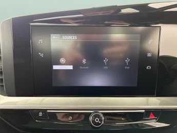 Vauxhall Mokka Electric 50kWh SE Nav Premium (136 ps) - LANE DEPARTURE  - BLUETOOTH