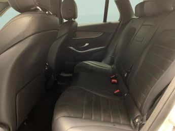 Mercedes-Benz GLC 2.0 GLC220d AMG Line G-Tronic+ 4MATIC (194 ps) - NAV - BLUETOOTH