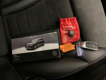 Mercedes-Benz GLC 2.0 GLC220d AMG Line G-Tronic+ 4MATIC (194 ps) - NAV - BLUETOOTH