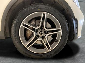 Mercedes-Benz GLC 2.0 GLC220d AMG Line G-Tronic+ 4MATIC (194 ps) - NAV - BLUETOOTH