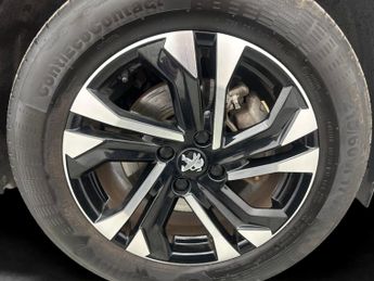 Peugeot E-2008 50kWh GT (136 ps) - HEATED SEATS - BLIND SPOT ASSIST - BLUETOOTH