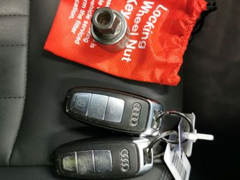 Audi e-tron 50 Technik quattro 71.2kWh (313 ps) - ADJUSTABLE SUSPENSION