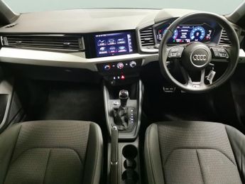 Audi A1 1.0 TFSI 25 S line Sportback S Tronic (95 ps) - BLUETOOTH - HALF