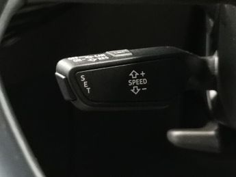 Audi e-tron 50 Technik quattro 71.2kWh (313 ps) - ADJUSTABLE SUSPENSION