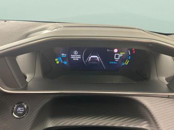 Peugeot E-2008 50kWh GT (136 ps) - HEATED SEATS - BLIND SPOT ASSIST - BLUETOOTH