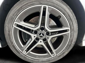 Mercedes-Benz CLA 1.3 CLA250e 15.6kWh AMG Line (Premium) Coupe Plug-in 8G-DCT (218