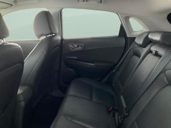 Hyundai Kona 64kWh Premium SE (7kW Charger) (204 ps) - KEYLESS ENTRY