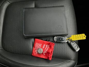Hyundai Kona 64kWh Premium SE (7kW Charger) (204 ps) - KEYLESS ENTRY