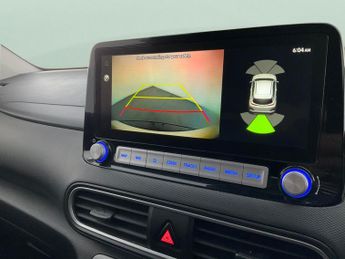Hyundai Kona 64kWh Premium SE (7kW Charger) (204 ps) - KEYLESS ENTRY