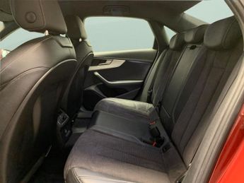 Audi A4 1.4 TFSI S line S Tronic (150 ps) - DRIVING MODES - PADDLE SHIFT