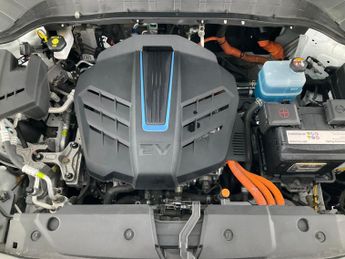 Hyundai Kona 64kWh Premium SE (7kW Charger) (204 ps) - KEYLESS ENTRY