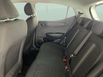 Hyundai i10 1.2 SE Connect (84 ps) - LED - REVERSE CAM - WIFI