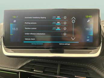 Peugeot E-2008 50kWh GT (136 ps) - LED - REVERSE CAM - NAV