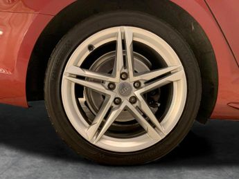 Audi A4 1.4 TFSI S line S Tronic (150 ps) - DRIVING MODES - PADDLE SHIFT