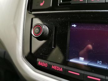 Seat Mii 36.8kWh (83 ps) - SD CARD MEDIA INPUT - PARK SENSORS