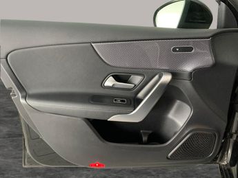 Mercedes-Benz A Class 1.3 A180 Sport (Executive) 7G-DCT (136 ps) - LED - REVERSE CAM -