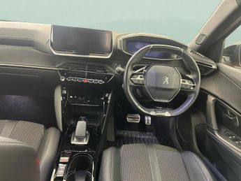 Peugeot E-2008 50kWh GT (136 ps) - HEATED SEATS - BLIND SPOT ASSIST - BLUETOOTH