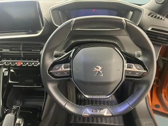 Peugeot E-2008 50kWh GT (136 ps) - HEATED SEATS - BLIND SPOT ASSIST - BLUETOOTH