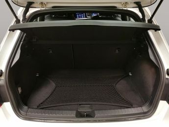 Audi A1 1.0 TFSI 25 S line Sportback S Tronic (95 ps) - BLUETOOTH - HALF