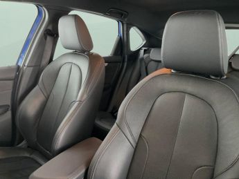 BMW 2 Series Active Tourer 2.0 218d M Sport (150 ps) - NAV - BLUETOOTH - CRUISE