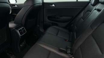 Kia Sportage 1.6 T-GDi GT-Line S DCT AWD (174 bhp) - HEATED STEERING - BLIND 