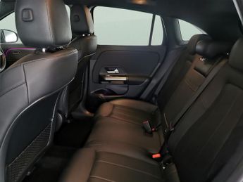 Mercedes-Benz EQA EQA 250 66.5kWh Sport (190 ps) - CRUISE - PADDLE SHIFT - 18IN AL