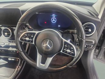 Mercedes-Benz C Class 2.0 C220d Sport (Premium Plus) G-Tronic+ (194 ps) - KEYLESS ENTR