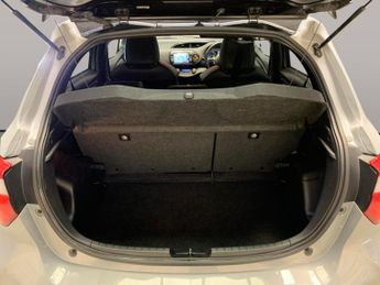 Toyota Yaris 1.5 VVT-h GR SPORT E-CVT (100 ps) - 17IN ALLOYS - AIR CON - DAB
