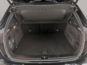 Mercedes-Benz EQA EQA 250 66.5kWh Sport (190 ps) - CRUISE - PADDLE SHIFT - 18IN AL