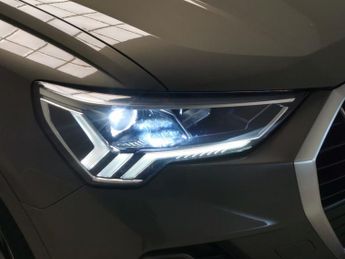Audi Q3 2.0 TFSI 40 S line S Tronic quattro (190 ps) - BLUETOOTH - DRIVI