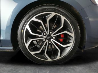 Ford Focus 1.5 EcoBlue ST-Line X (120 ps) - NAV - HEATED STEERING - FORD SY