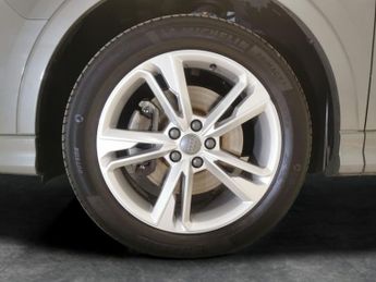 Audi Q3 2.0 TFSI 40 S line S Tronic quattro (190 ps) - BLUETOOTH - DRIVI