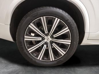 Volvo XC90 2.0 T5 Inscription 4WD (250 ps) - AUTO PARK - LED - REVERSE CAM