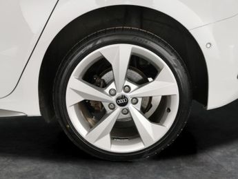 Audi A3 1.4 TFSIe 40 S line Sportback Plug-in S Tronic 13kWh (204 ps) - 