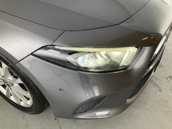 Mercedes-Benz A Class 1.3 A180 Sport (Executive) 7G-DCT (136 ps) - HEATED SEATS - NAV