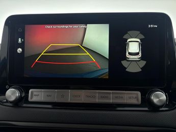 Hyundai Kona 64kWh Premium (10.5kW Charger) (204 ps) - REVERSE CAM - NAV - HE