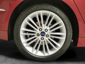 Ford Mondeo 2.0 TiVCT Vignale CVT 6Spd (187 ps) - NAV - HEATED LEATHER - FOR