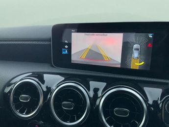 Mercedes-Benz A Class 1.3 A180 Sport (Executive) 7G-DCT (136 ps) - HEATED SEATS - NAV